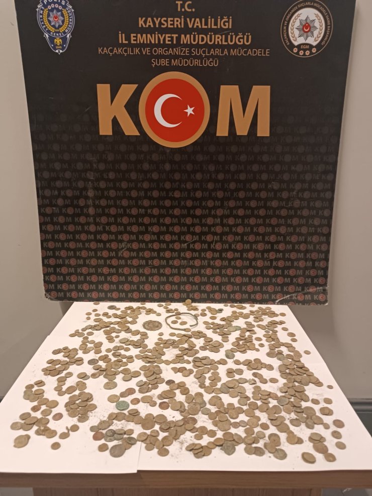 Kayseri'de 773 Adet Tarihi Sikke Ele Geçirildi