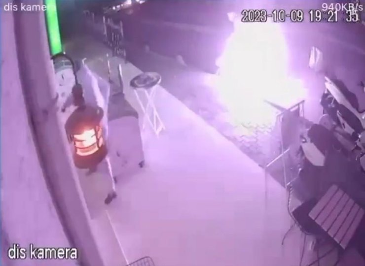 Kağıthane'de Seyir Halindeki Motosiklet Alev Alev Yandı