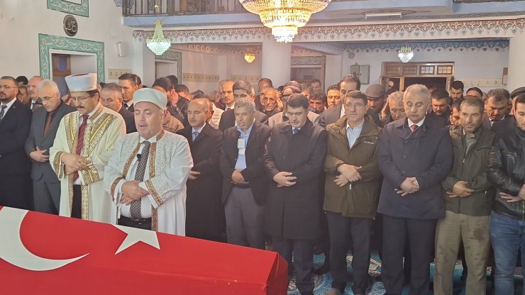 Şehit Polis Memuru Ermiş'in Cenazesi, Memleketi Ankara'da Toprağa Verildi