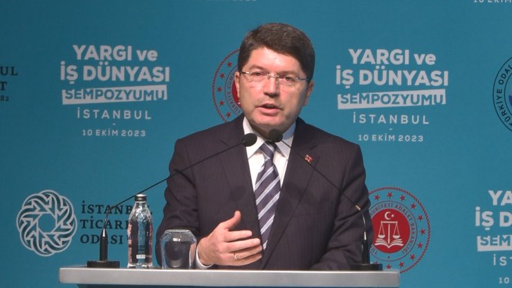 Bakan Tunç: Sivil Ve Özgürlükçü Bir Anayasa Yapmak Zorundayız