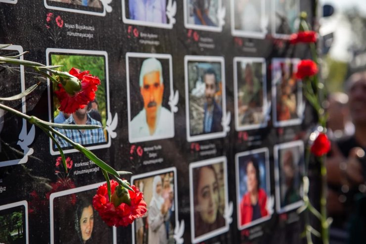 Gar Saldırısında Ölenler Anıldı