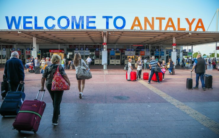'israil'den Antalya'Ya Uçuşlar Önceden Planlandığı Gibi'