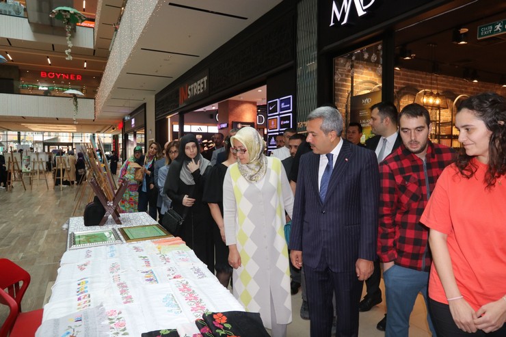 rizede-trsm-hastalarinin-hazirladigi-resim-ve-el-sanatlari-sergisi-acildi-7.jpg