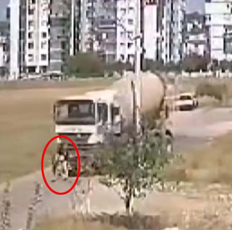 Beton Mikseriyle Anne İle Kızına Çarpan Sürücü Serbest