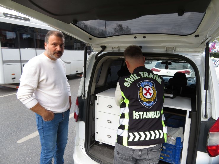 Kadıköy'de Kemer Takmadığı İçin Ceza Yazılan Taksici: Ağzımızın Payını Almış Olduk