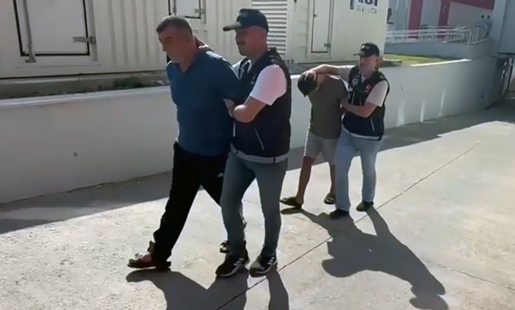 Adana'da 'Torbacı' Operasyonunda 3 Tutuklama