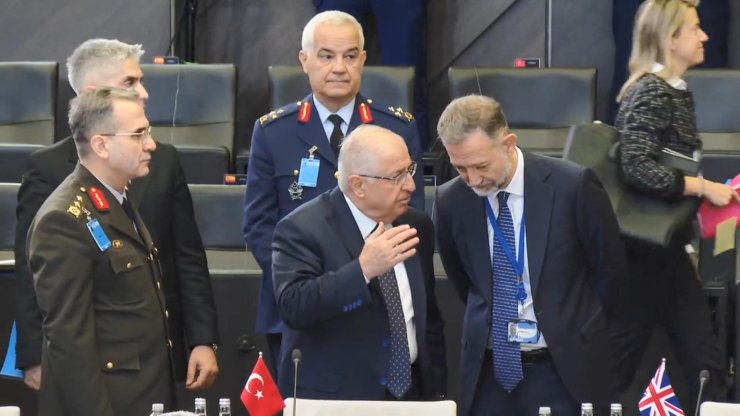 Bakan Güler, Nato Savunma Bakanları Toplantısı İkinci Gün Oturumuna Katıldı