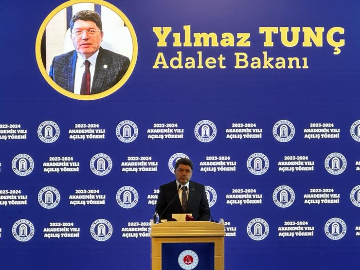 Bakan Tunç: Yeni Anayasayı Üniversitelerimizin Katkılarıyla Yapacağız