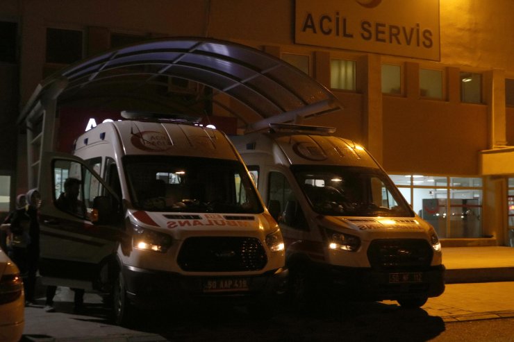 Nevşehir'de Tarım İşçilerinin Taşındığı Minibüs İle Otomobil Çarpıştı: 14 Yaralı