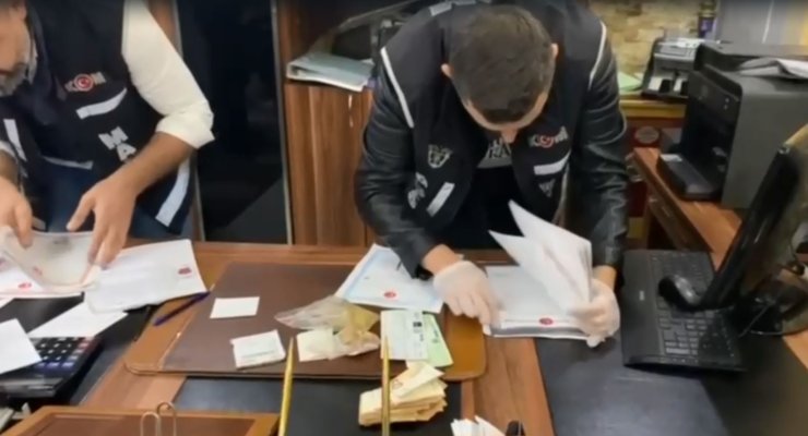 Bakan Yerlikaya: 2 İldeki Tefecilik Operasyonunda 13 Şüpheli Gözaltında