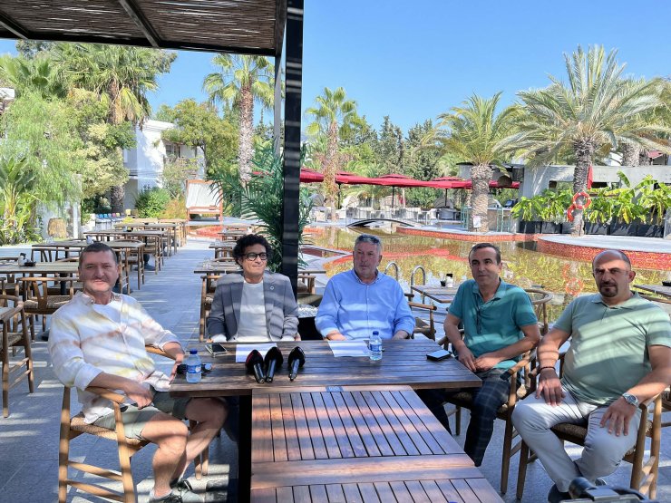 Bodrum'da Otellere Su Tasarrufu İçin 'Havuzu Boşaltmayıp Tekrar Kullanın' Çağrısı