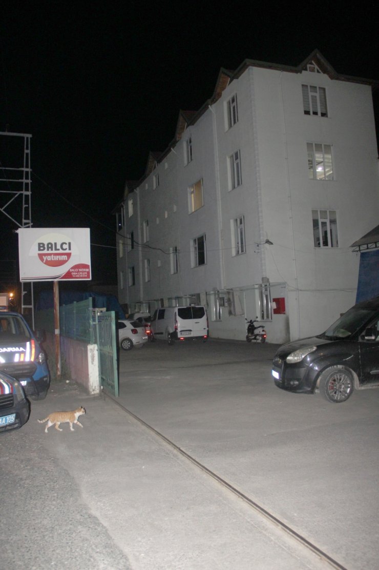 Silahlı Saldırıda Yaralanan İş İnsanına Ait Depo Da Kurşunlandı