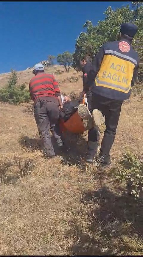 Bingöl’de Kalp Hastası 2 Kilometre Taşınarak Ambulansa Götürüldü