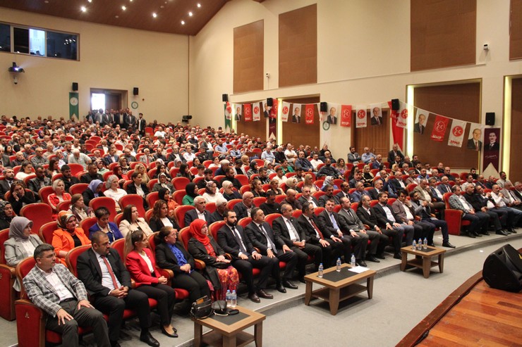 milliyetci-hareket-partisi-mhp-artvin-il-baskanligina-serdar-kilinc-yeniden-secildi-1.jpg