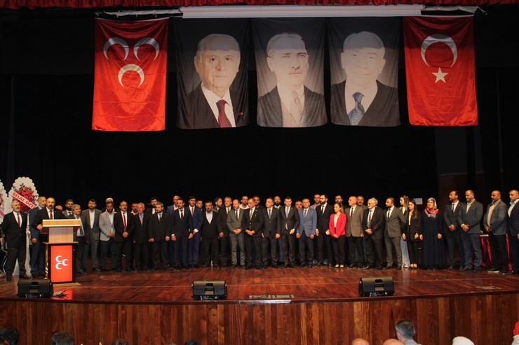 milliyetci-hareket-partisi-mhp-artvin-il-baskanligina-serdar-kilinc-yeniden-secildi-4.jpg