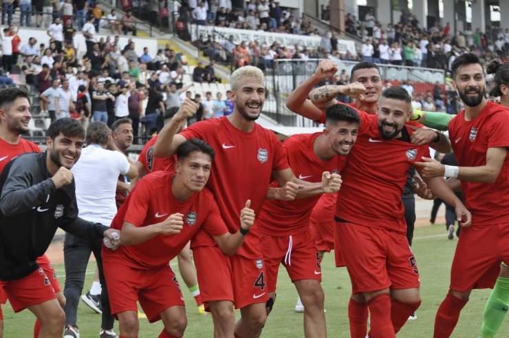 Nazilli Belediyespor Evinde Yenilmiyor