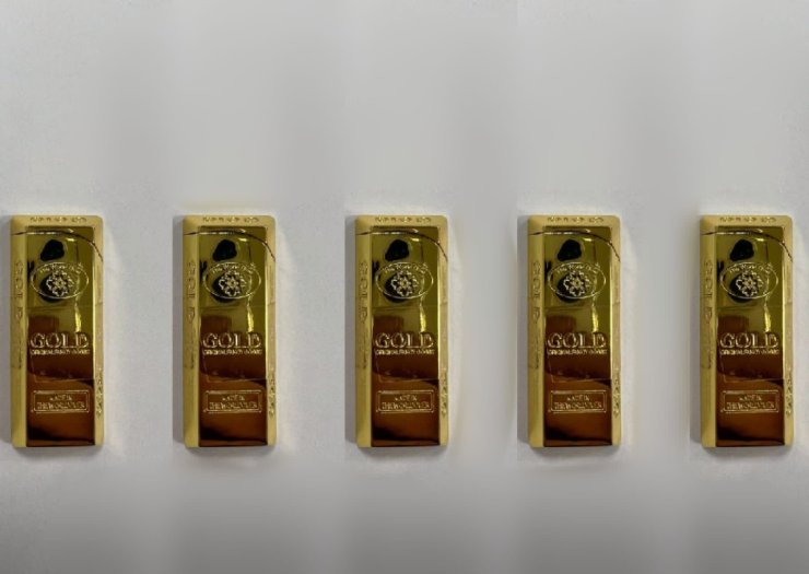 Beylikdüzü’nde Çakmakları Külçe Altın Diye Sattı