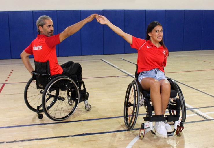 Engel Tanımayan Aşkın Madalyası