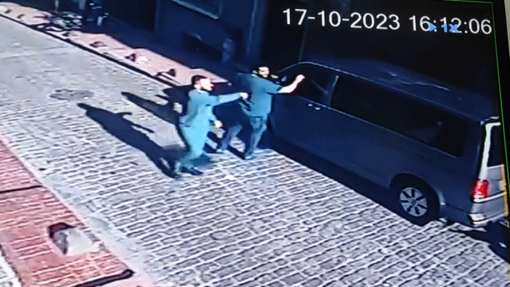 Beyoğlu'nda 3'üncü Kat Penceresinden Düşen Çocuğun Mucize Kurtuluşu