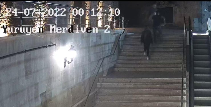 Kafe Sahibinin Bıçaklandığı Kavgada 3 Sanığa Hapis