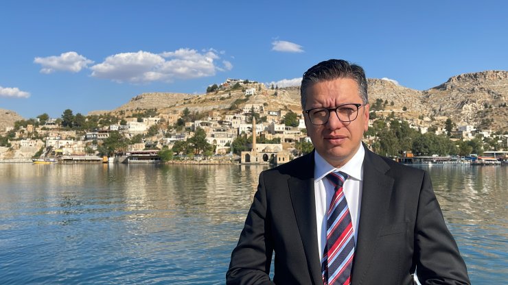 'ucube’ Otel 23 Saniyede Yıkıldı