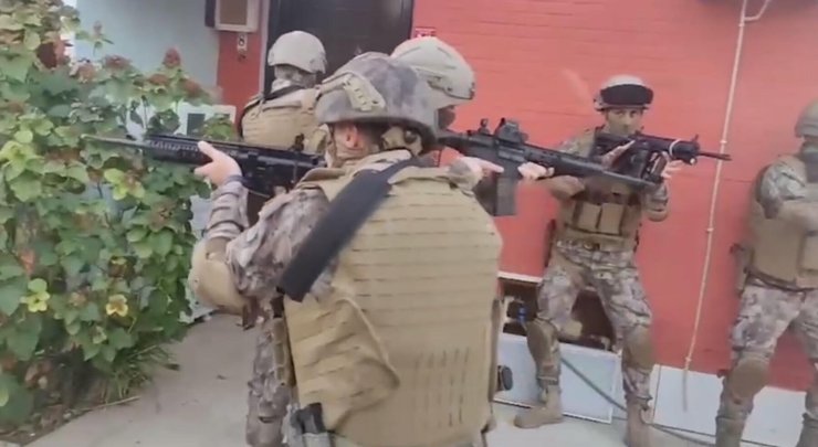 4 İlde Pkk'ya Finans Sağlayanlara Operasyon: 13 Gözaltı