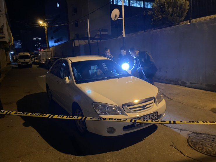 Babasının Tartıştığı Kişilere Avcı Bıçağıyla Saldırması Kamerada: 1 Ölü, 1 Yaralı