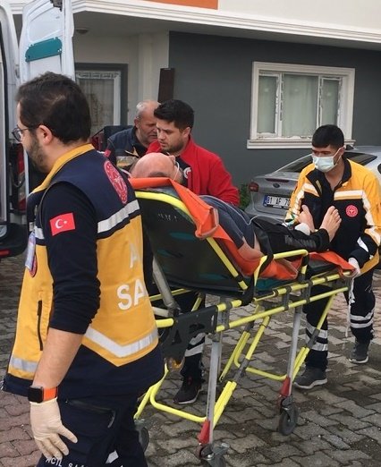 Kombinin Bağlantı Borusu Yerinden Çıkınca Doğal Gazdan Zehirlendiler