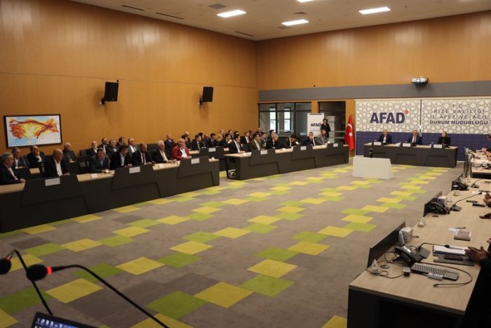 rize-ili-2023-yili-4-donem-il-koordinasyon-kurulu-toplantisi-rize-valisi-ihsan-selim-baydas-baskanliginda-afad-acil-durum-yonetim-merkezinde-gerceklestirildi-6.jpeg