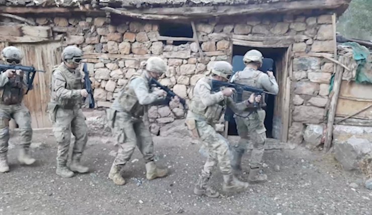 Erzincan Merkezli 2 İlde Terör Operasyonunda 7 Tutuklama