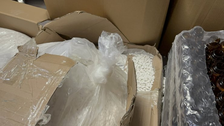 Üsküdar'da Sahte İlaç Operasyonu