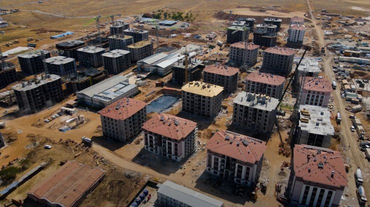 Bakan Özhaseki: Malatya'da 2 Ay İçinde Afet Konutlarımızı Teslim Etmeye Başlıyoruz