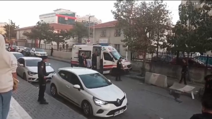 Esenyurt'ta Bıçaklı Kavga: 2 Yaralı