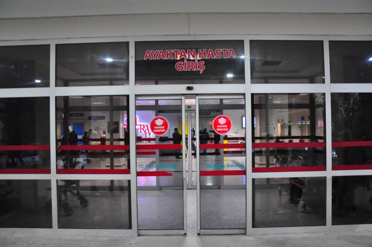 Manisa'da 350 Kişi, Yedikleri Yemekten Zehirlendi (2)