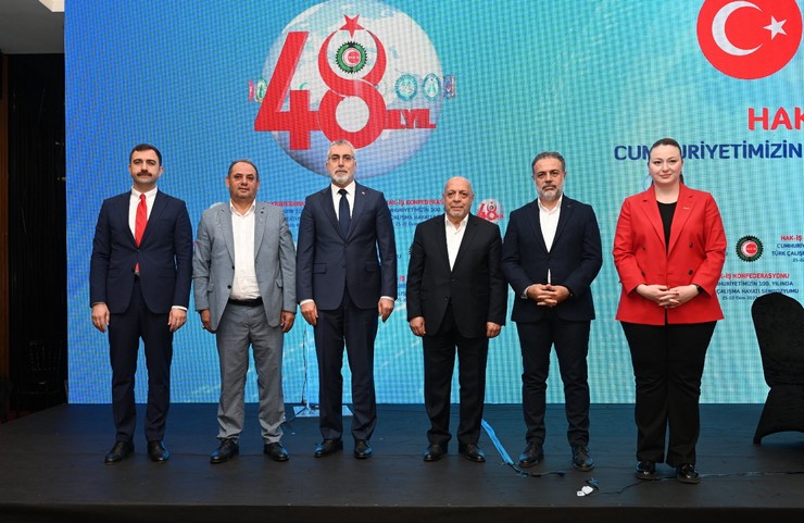 hak-is-konfederasyonunun-48-kurulus-yildonumu-dolayisiyla-genisletilmis-baskanlar-kurulu-toplantisi-2-001.jpg