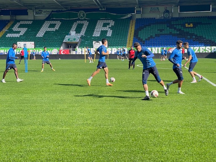 caykur-rizespor-antrenmani-4.jpg