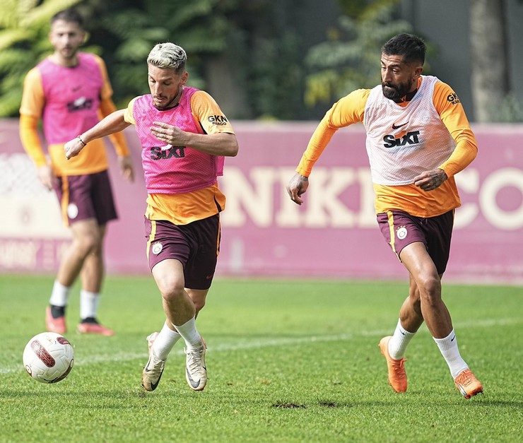 galatasaray-caykur-rizespor-maci-hazirliklarina-basladi-5.jpg