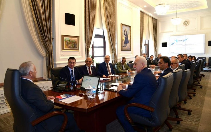 trabzon-il-istihdam-ve-mesleki-egitim-kurulu-2023-yili-4-donem-olagan-toplantisi-vali-aziz-yildirim-baskanliginda-gerceklestirildi-2.jpg