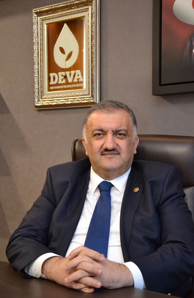 hasan-karal-deva-partisi-genel-baskan-yardimcisi-ve-istanbul-milletvekili-001.jpg