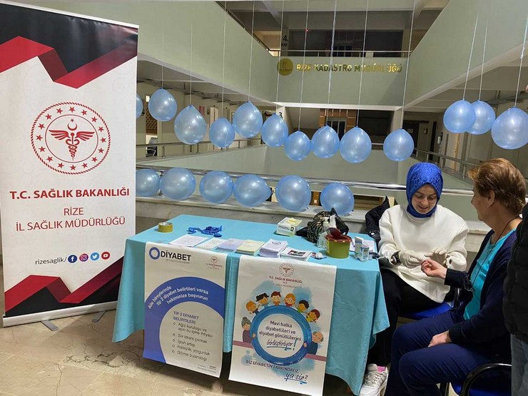 rizede-14-kasim-dunya-diyabet-gunu-kapsaminda-etkinlik-duzenlendi-7.jpg