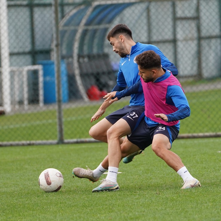 caykur-rizespor-antalyaspor-macinin-hazirliklarina-devam-etti-4.jpg