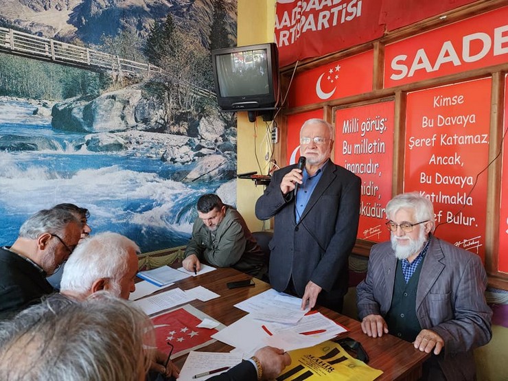 saadet-partisi-rizenin-iyidere-ilcesinde-ilce-kongresini-gerceklestirdi-3.jpg
