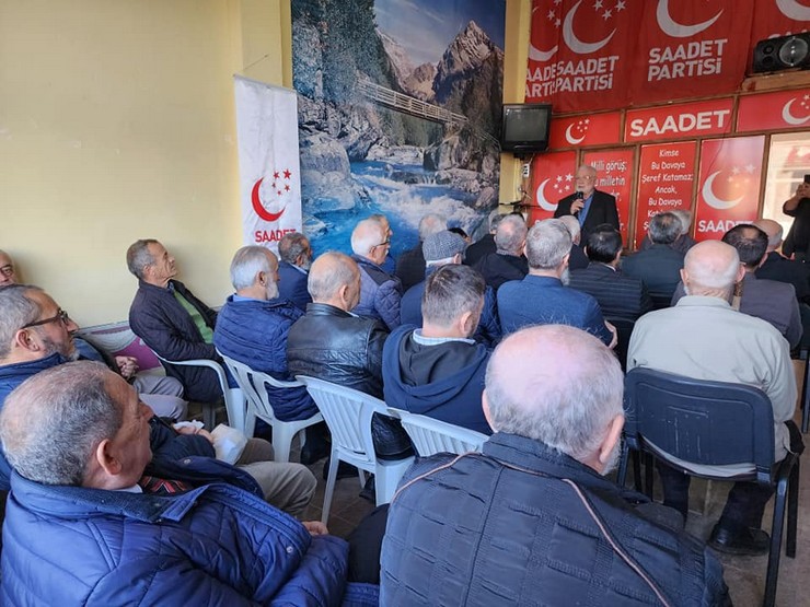 saadet-partisi-rizenin-iyidere-ilcesinde-ilce-kongresini-gerceklestirdi-4.jpg