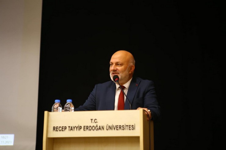recep-tayyip-erdogan-universitesi-ardesen-turizm-fakultesi-tarafindan-rize-gastronomi-calistayi-gerceklestirildi-2.jpg