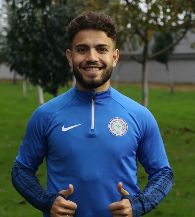 aykur-rizesporlu-futbolcu-mithat-pala-ilk-yaridaki-hedefimiz-30-puanlara-yaklasmak-5.jpg