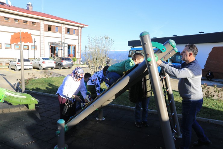 rize-belediyesi-tarafindan-baslatilan-dilruba-bulusmalari-3-aralik-dunya-engelliler-gunu-farkindalik-etkinlikleri-kapsaminda-ozel-gereksinimli-cocuklarla-devam-etti-10.jpg