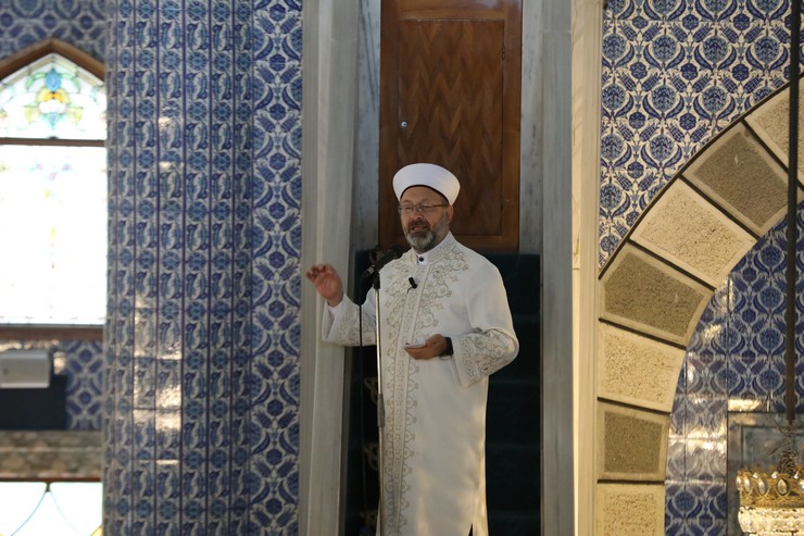 diyanet-isleri-baskani-prof-dr-ali-erbas-rizede-hutbe-irat-etti-5.jpg