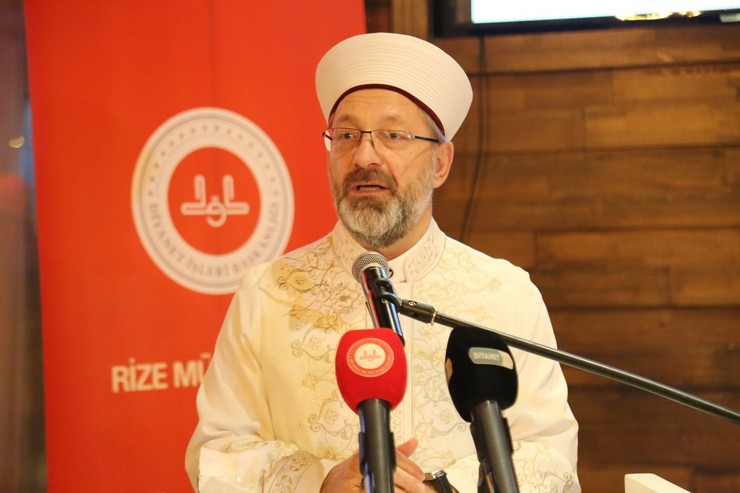 diyanetin-53-il-bulusmasi-rizede-gerceklestirildi-8.jpg