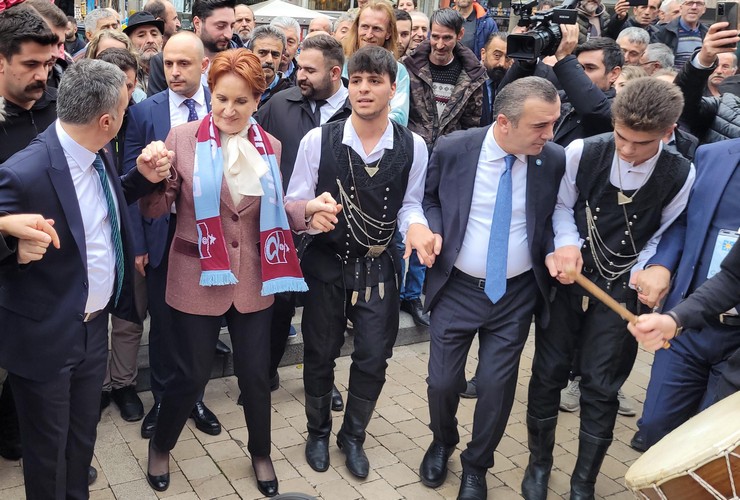 iyi-parti-genel-baskani-meral-aksener-trabzonda-7.jpg