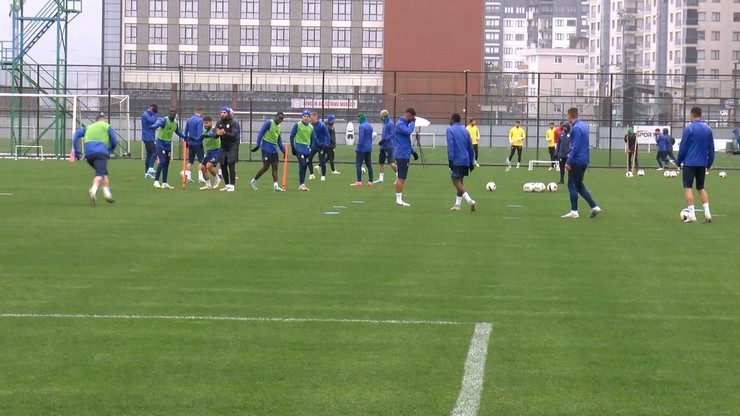 aykur-rizespor-antrenmani-3.jpg